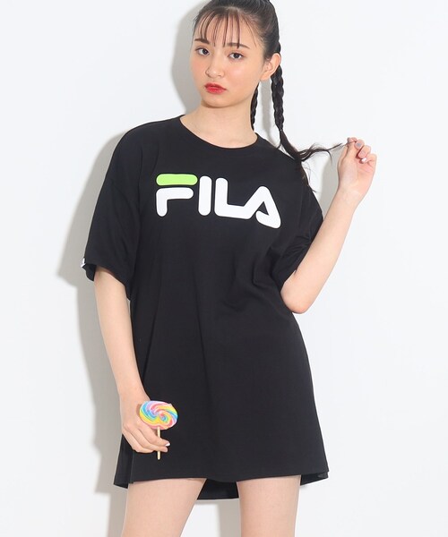 FILA(フィラ)の「【FILAコラボ】FILA×PINKLATTE バックオープンカットワンピース(ワンピース・キッズ・オフホワイト/ブラック・16/15 /14)」の1枚目の写真