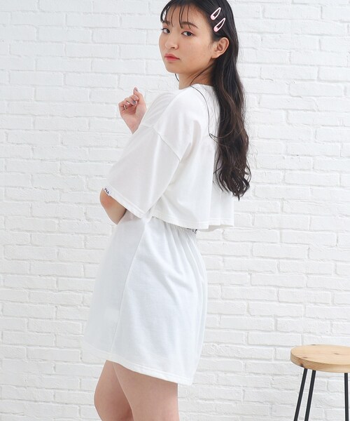 FILA(フィラ)の「【FILAコラボ】FILA×PINKLATTE バックオープンカットワンピース(ワンピース・キッズ・オフホワイト/ブラック・16/15 /14)」の12枚目の写真