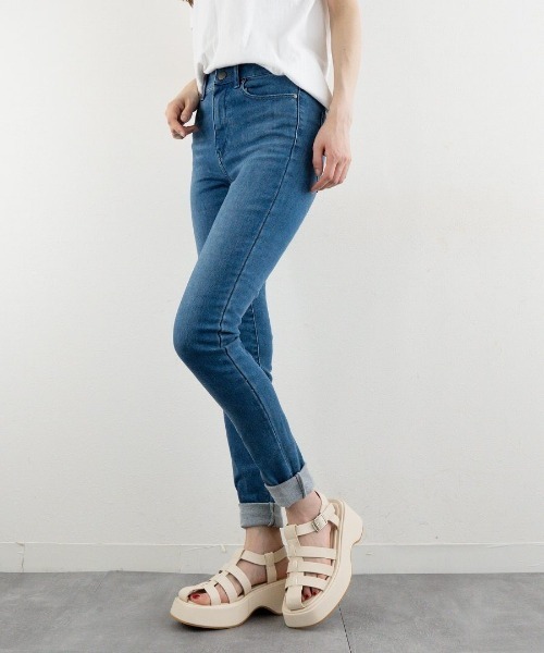 Fabby fabby（ファビィーファビィー）の「グルカワイド厚底サンダル（サンダル・レディース・ブラック/オフホワイト・MEDIUM/LARGE/SMALL）」の20枚目の写真