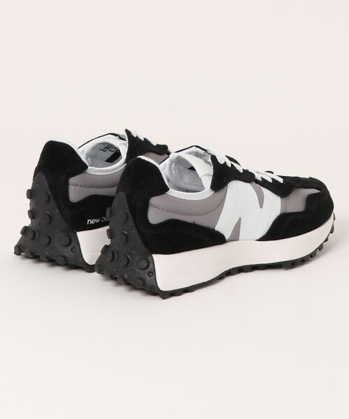 NEW BALANCE(ニューバランス)の「【New Balance】U327W(スニーカー・レディース・ブラック・22.5cm/23cm/23.5cm/24cm/24.5cm/25cm)」の3枚目の写真