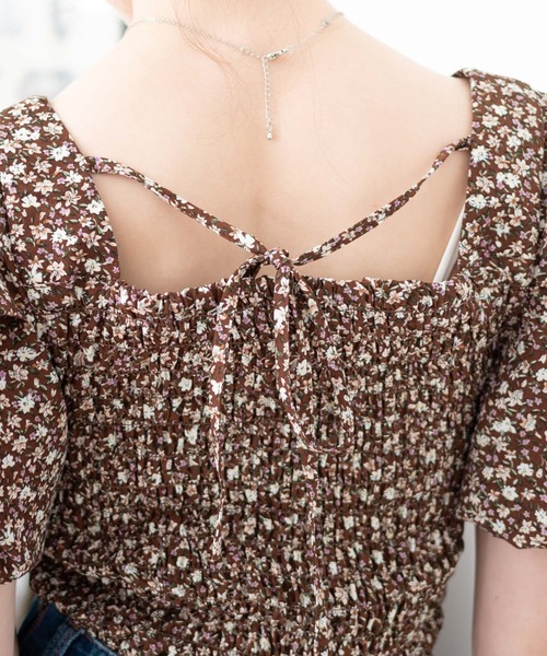 WEGO（ウィゴー）の「WEGO/バルーンスリーブフラワーブラウス（シャツ/ブラウス・レディース・ブラウン/ブラック・FREE）」の7枚目の写真