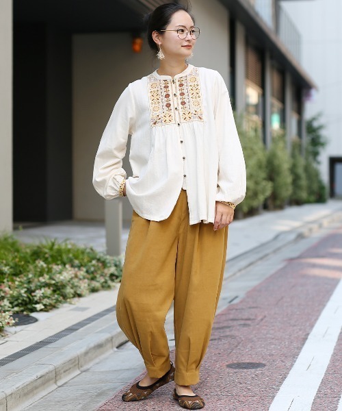 チチカカ（チチカカ）の「チバイ刺繍ブラウス（シャツ/ブラウス・レディース・ブラック/ブルーグリーン/オフホワイト・FREE）」の21枚目の写真