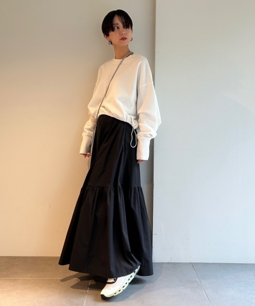 emmi（エミ）の「【emmi atelier】ラメ裏毛クロップドプルオーバー（Tシャツ/カットソー・レディース・ライトベージュ/オフホワイト・FREE）」の18枚目の写真