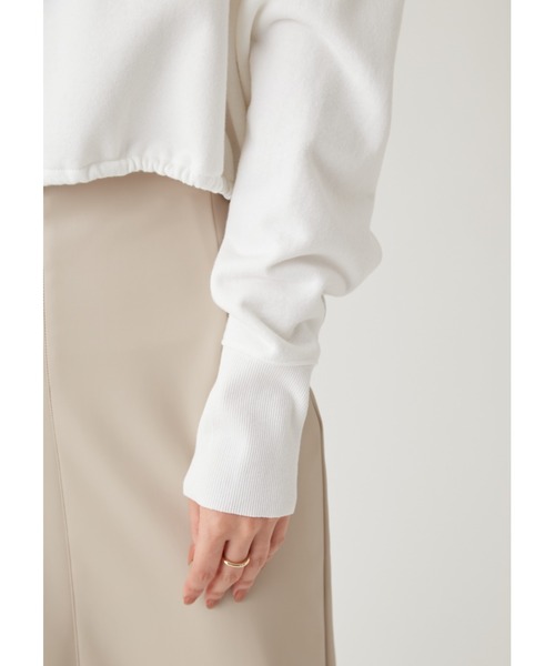 emmi（エミ）の「【emmi atelier】ラメ裏毛クロップドプルオーバー（Tシャツ/カットソー・レディース・ライトベージュ/オフホワイト・FREE）」の11枚目の写真