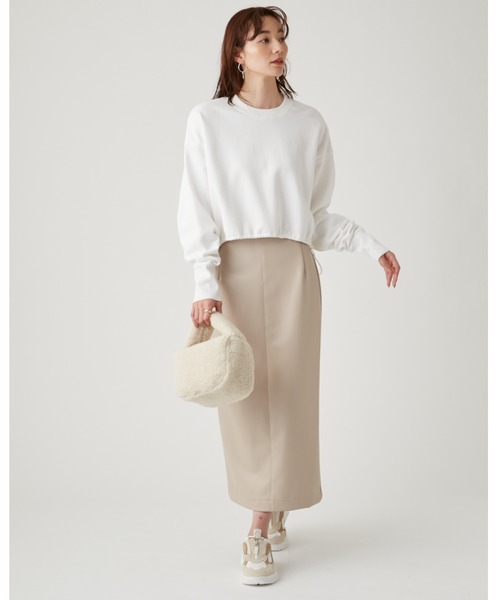 emmi（エミ）の「【emmi atelier】ラメ裏毛クロップドプルオーバー（Tシャツ/カットソー・レディース・ライトベージュ/オフホワイト・FREE）」の13枚目の写真