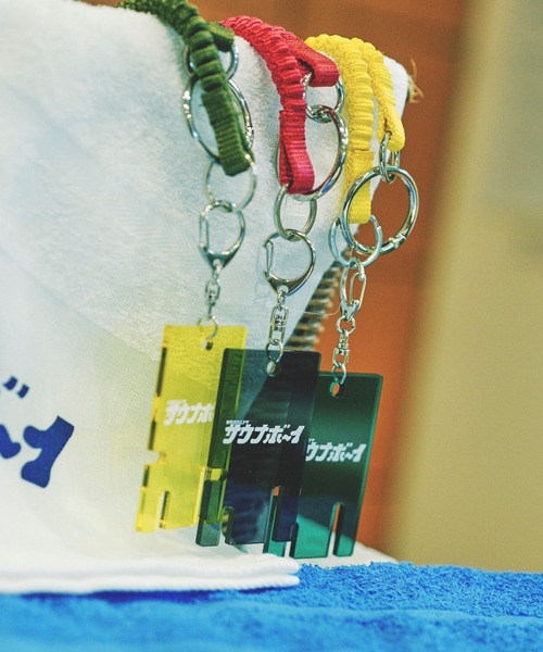 PBLIM（ページボーイリム）の「PBLIM/サウナボーイコラボスマホショルダー（スマホグッズ・レディース・レッド/カーキ/イエロー・FREE）」の4枚目の写真