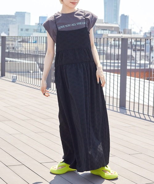 w closet（ダブルクローゼット）の「ハートふくれジャガードティアード