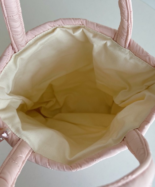 Loueme（ルエム）の「フラワーキルティングミニトートバッグ（ハンドバッグ・レディース・ピンク/アイボリー/ライトブルー・FREE）」の12枚目の写真