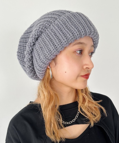 CLEA(クレア)の「ビッグボリュームニットキャップ(ニットキャップ/ビーニー・レディース・アイボリー/ブラック/グレー/ベージュ/マスタード・FREE)」の12枚目の写真