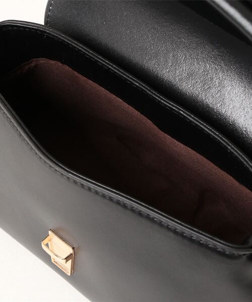 clear（クリア）の「バケットバッグ[スクエア ミニバッグ ヴィンテージライク]（ハンドバッグ・レディース・キャメル/ブラウン/ブラック・F）」の6枚目の写真