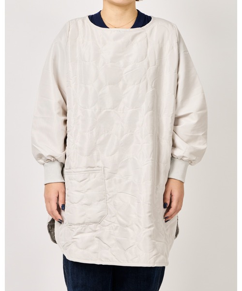 salle de bal（サルデバル）の「WARM & COZY / ウォームアンドコージー キルト 裏ボア かっぽう着 kilt KAPPOUGI FRH（エプロン・レディース・ライトグレー/ブラック系その他/ブルー/ワイン/ブラック/マスタード/ピンク/アイボリー/ライトグリーン/グリーン系/ネイビー・FREE）」の2枚目の写真