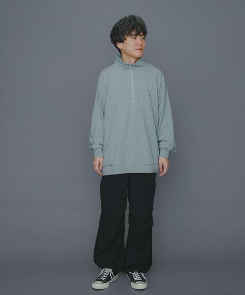 Uiscel(ユイセル)の「『ユニセックス』Uiscel ヘビーウエイトハーフZIPスウェットシャツ(スウェット・レディース・グレー/オートミール・LARGE/MEDIUM)」の9枚目の写真