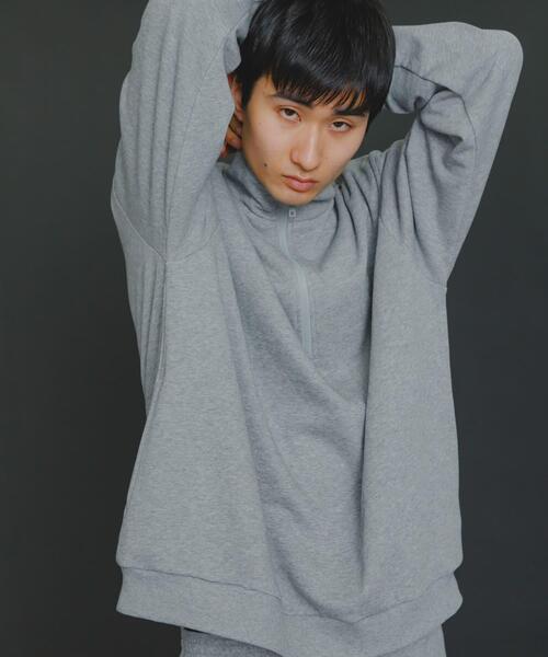 Uiscel(ユイセル)の「『ユニセックス』Uiscel ヘビーウエイトハーフZIPスウェットシャツ(スウェット・レディース・グレー/オートミール・LARGE/MEDIUM)」の13枚目の写真