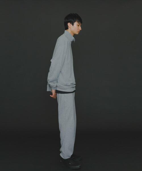 Uiscel(ユイセル)の「『ユニセックス』Uiscel ヘビーウエイトハーフZIPスウェットシャツ(スウェット・レディース・グレー/オートミール・LARGE/MEDIUM)」の17枚目の写真