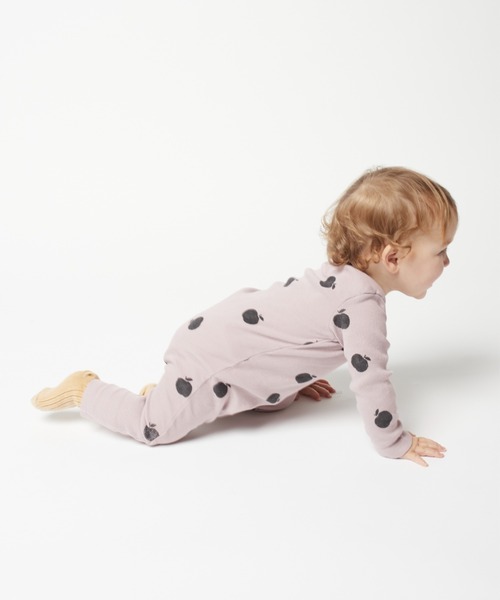 BOBO CHOSES(ボボショーズ)の「Poma allover long sleeve overall(ロンパース・キッズ・ラベンダー・2-3YEAR/18-24MONTH/12-18MONTH/6-12MONTH)」の3枚目の写真