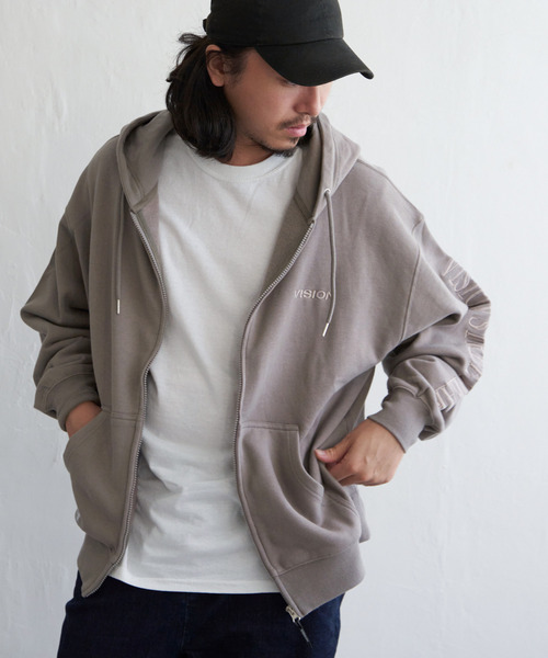 VISION STREET WEAR（ヴィジョンストリートウェア）の「VISION STREET WEAR ビジョンストリートウェア マグロゴジップパーカー（パーカー・メンズ・ブラック/オフホワイト/グレー/パープル・L/M）」の3枚目の写真