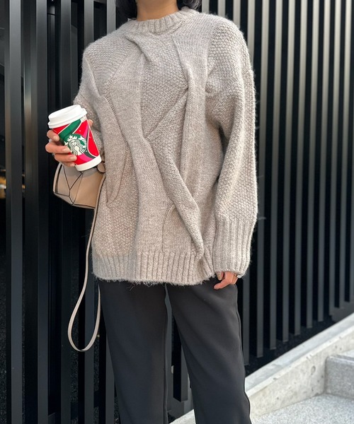 Emma Taylor（エマテイラー）の「ハンドツイストオーバーケーブルニット（ニット/セーター・レディース・ホワイト/ライトグレー/イエロー/ベージュ・FREE）」の17枚目の写真