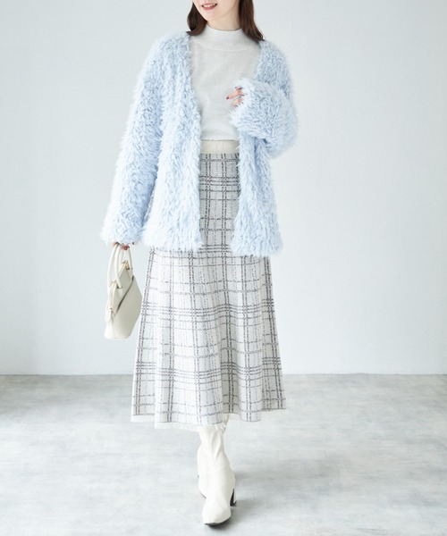 tocco closet(トッコ クローゼット)の「裾フリンジチェック柄ニットフレアロングスカート(スカート・レディース・ベージュ/アイボリー/ブラック・M)」の20枚目の写真