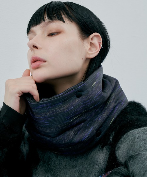 AIVER（アイバー）の「AIVER　ニット転写リバーシブルネックウォーマー（ネックウォーマー/スヌード・メンズ・ブラック/グレー/その他・FREE）」の2枚目の写真