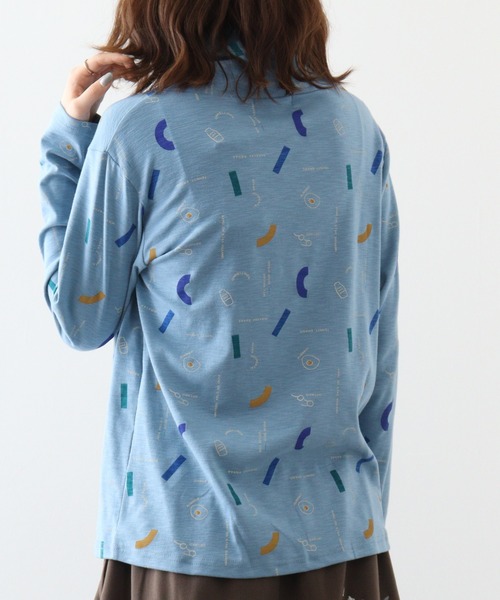 Emago(イマゴ)の「EMAGO 朝食総柄プリントタートル(Tシャツ/カットソー・レディース・マスタード/ブルー/アイボリー/ブラック・FREE)」の17枚目の写真