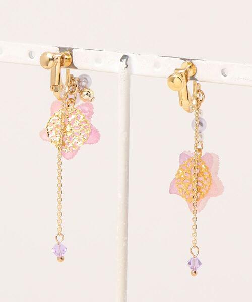 tone(トーン)の「【MUURABBTI】お菓子の星の可愛いイヤリング(MA)(イヤリング・レディース・パープル/ピンク/イエロー/ブルー・FREE)」の12枚目の写真