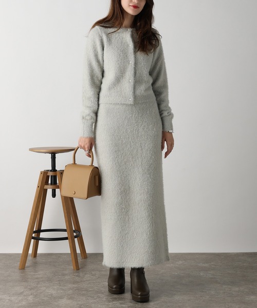 acro(アクロ)の「パール釦付きラメフェザーニットカーディガン/AC3323(カーディガン/ボレロ・レディース・ブラック/ブルー/グレー・フリ-)」の9枚目の写真