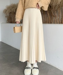 着痩せや楽ちんなどを叶えるロングスカート