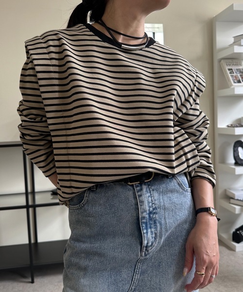 ULEULA(ウルア)の「タックショルダーデザインボーダーカットソー(Tシャツ/カットソー・レディース・モカ/アイボリー・FREE)」の1枚目の写真