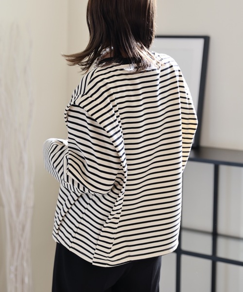 ULEULA(ウルア)の「タックショルダーデザインボーダーカットソー(Tシャツ/カットソー・レディース・モカ/アイボリー・FREE)」の10枚目の写真