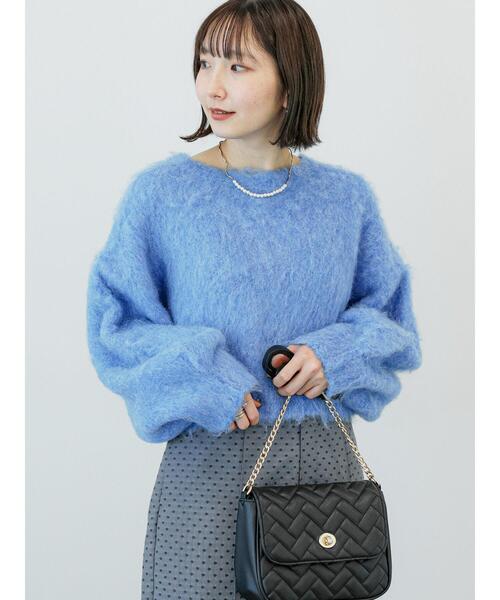 Te chichi TERRASSE(テチチテラス)の「◎起毛クロップド丈ニット(ニット/セーター・レディース・オフホワイト/ブルー/ピンク/グレー・F)」の4枚目の写真