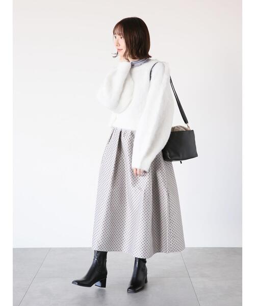 Te chichi TERRASSE(テチチテラス)の「◎起毛クロップド丈ニット(ニット/セーター・レディース・オフホワイト/ブルー/ピンク/グレー・F)」の7枚目の写真