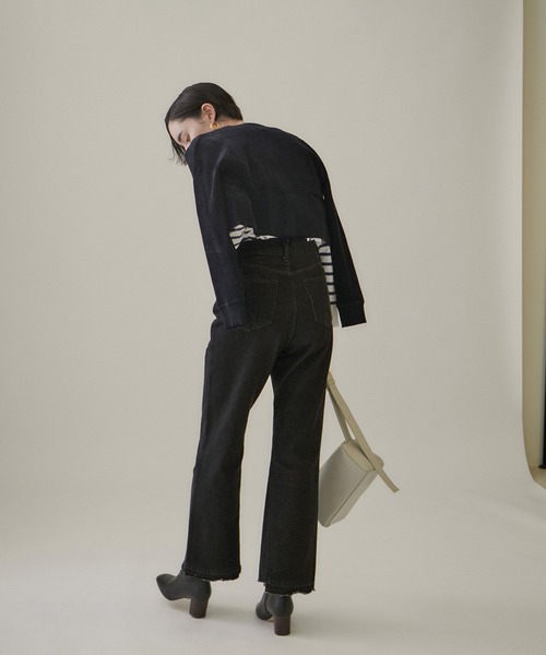 SALON adam et rope'（サロン アダム エ ロペ）の「リブクルーネックショートカーディガン -CreamyCotton /クリーミーコットン-（カーディガン/ボレロ・レディース・ブラック系その他/ホワイト/ライトグレー・FREE）」の8枚目の写真