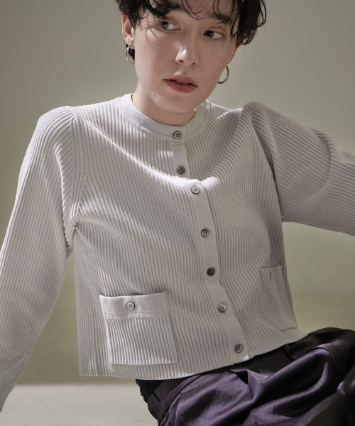 SALON adam et rope'（サロン アダム エ ロペ）の「リブクルーネックショートカーディガン -CreamyCotton /クリーミーコットン-（カーディガン/ボレロ・レディース・ブラック系その他/ホワイト/ライトグレー・FREE）」の12枚目の写真