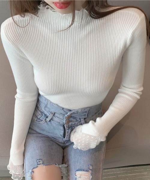 FREE STYLISTS(フリー スタイリスト)の「YUGA_YGMC レースフリル ドッキングリブトップス(ニット/セーター・レディース・オフホワイト/ブラック/ホワイト・FREE)」の5枚目の写真