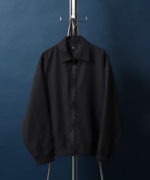 ANPAS（アンパス）の「Flontfly Short Zip Jacket/比翼仕立て ショート丈 ジップ ジャケット ブルゾン 刺繍入り（ブルゾン）」