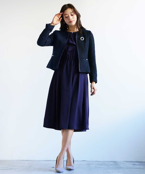 WHITE JOOLA（ホワイトジョーラ）の「【とろみデシンの上品ワンピース】フリルデザインフィット＆フレアーワンピース（スーツスカート・レディース・ブラック/ベージュ/ネイビー・S/M/L）」の10枚目の写真