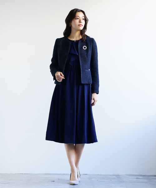 WHITE JOOLA（ホワイトジョーラ）の「【とろみデシンの上品ワンピース】フリルデザインフィット＆フレアーワンピース（スーツスカート・レディース・ブラック/ベージュ/ネイビー・S/M/L）」の12枚目の写真