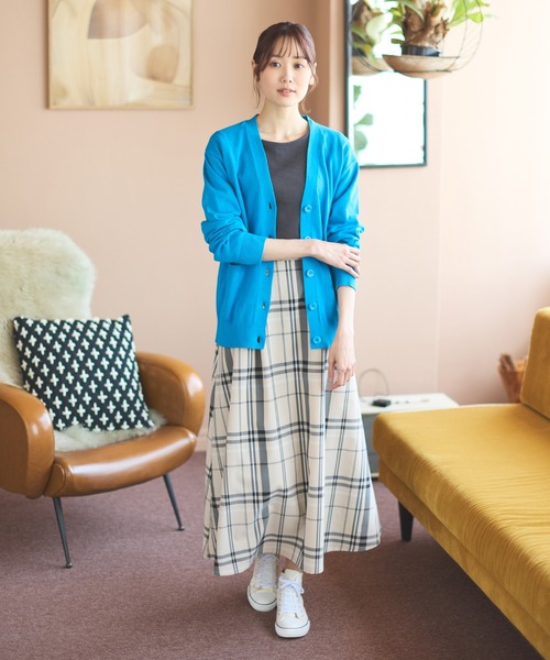 Honeys（ハニーズ）の「花粉対策Ｖネックカーディガン（カーディガン/ボレロ・レディース・ネイビー/ラベンダー/イエロー/ベージュ/ブラック/杢グレー/ブルー/ターコイズブルー・S/M/L/LL/3L）」の10枚目の写真