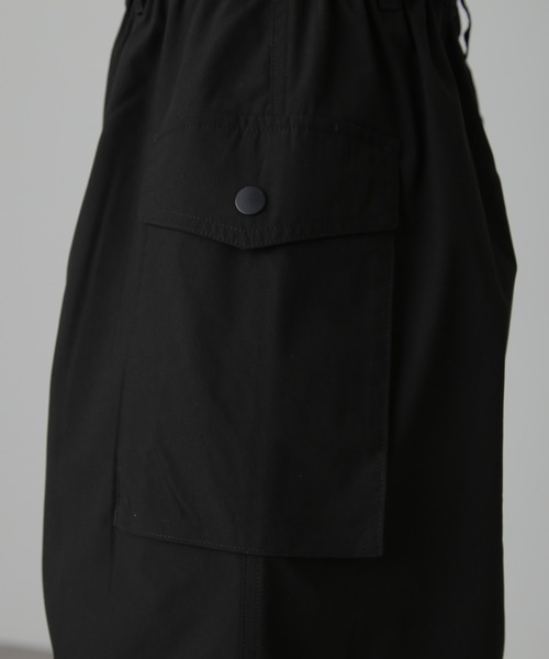 FREE'S MART(フリーズマート)の「◆ナイロンカーゴナロースカート(スカート・レディース・グレー/ブラック/ホワイト・SMALL/MEDIUM)」の11枚目の写真