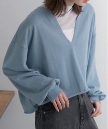 切りっぱなし Vネックプルオーバー