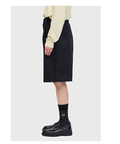 ■FRED PERRY■ Womens Longline Twill Shorts Black AFPF241710 Fred Perry longline twill shorts in black | ASOS