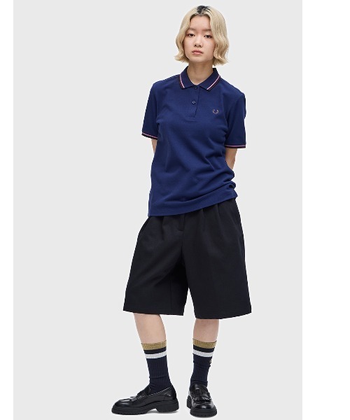 ■FRED PERRY■ Womens Longline Twill Shorts Black AFPF241710 Fred Perry longline twill shorts in black | ASOS