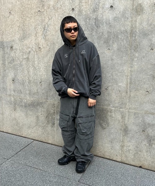 WHO'S WHO gallery(フーズフーギャラリー)の「【KOOKY'N/クーキー】BRONXヴィンテージライクワイドカーゴパンツ(カーゴパンツ・メンズ・チャコールグレー/インディゴブルー・FREE)」の6枚目の写真