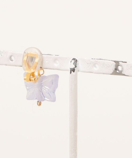 tone（トーン）の「【Occhocochoi】butterfly earkuff  earring(MA)（イヤリング・レディース・ゴールド・FREE）」の2枚目の写真