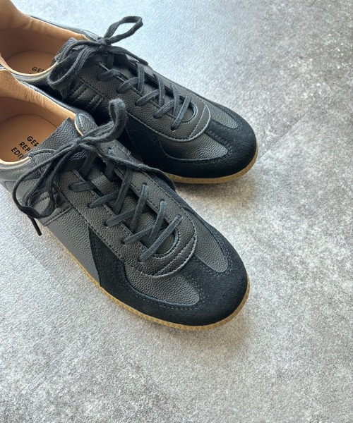 DouDou(ドゥドゥ)の「【ジャーマントレーナー】GERMAN TRAINER(スニーカー・レディース・ブラック/ホワイト・37/38)」の12枚目の写真