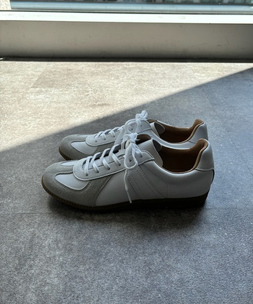 DouDou(ドゥドゥ)の「【ジャーマントレーナー】GERMAN TRAINER(スニーカー・レディース・ブラック/ホワイト・37/38)」の10枚目の写真