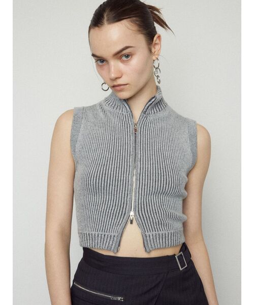 EMODA（エモダ）の「プレーティングリブタンクトップ（ニット/セーター・レディース・ブラック/グレー/ピンク/ブルー・FREE）」の6枚目の写真