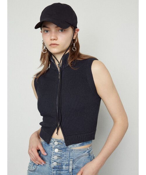 EMODA（エモダ）の「プレーティングリブタンクトップ（ニット/セーター・レディース・ブラック/グレー/ピンク/ブルー・FREE）」の8枚目の写真