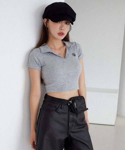 muahmuah(ムーアムーア)の「A'GEM/9 × .kom 『muah muah/ムーアムーア』 LOGO POINT COLLAR T-SHIRT/ロゴポイント カラーTシャツ(Tシャツ/カットソー・レディース・グレー/ネイビー/アイボリー/ブラック・FREE)」の12枚目の写真