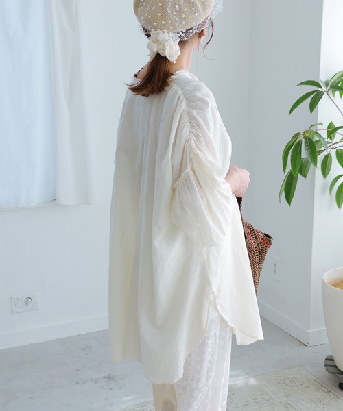 Crisp(クリスプ)の「フリンジギャザーチュニック(シャツ/ブラウス・レディース・イエロー/ピンク/アイボリー・FREE)」の8枚目の写真